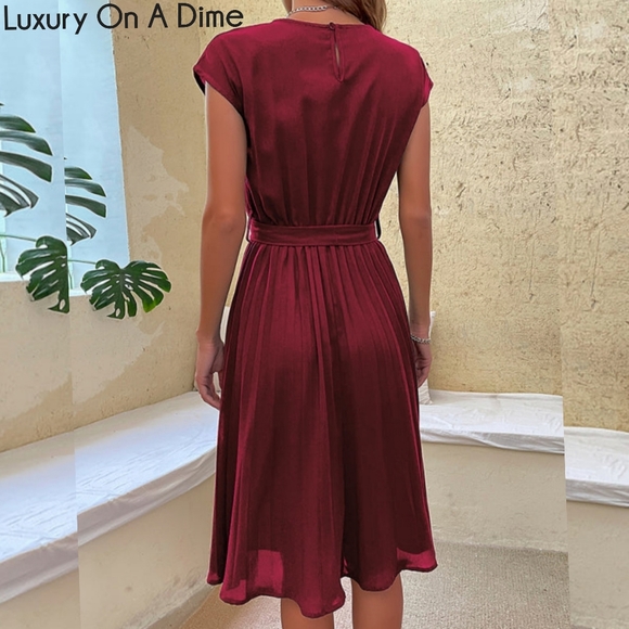Retro Pleated Classy Modest Short Sleeve Knee Length Belted Midi Dress - Picture 2 of 12